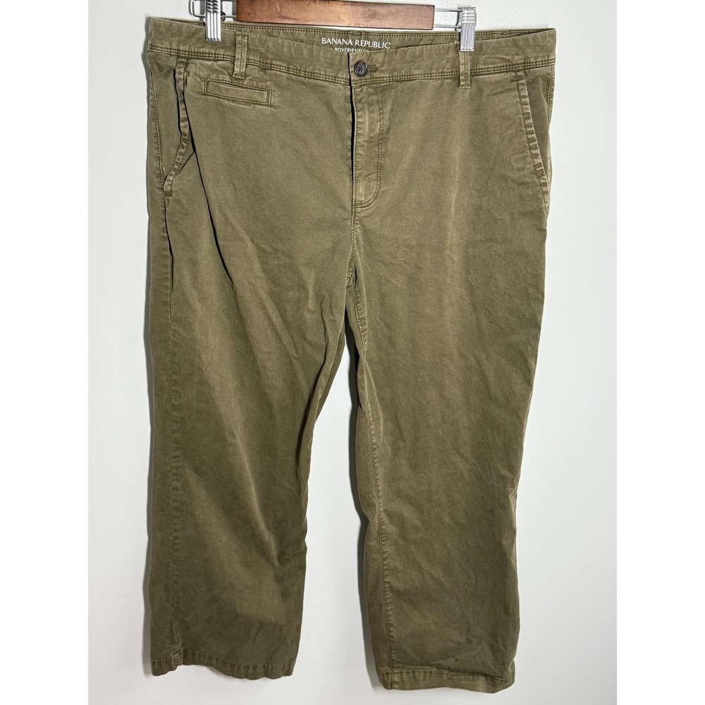 Banana Republic Womens Olive Green Boyfriend Crop Chino Pants Size 14 Relaxed